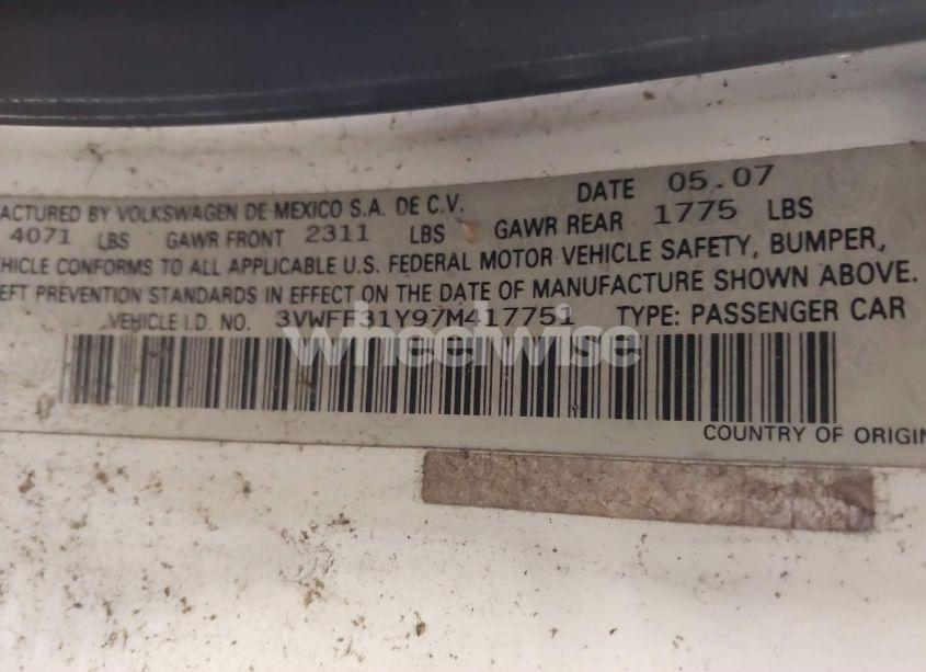 Photo 9 of 2007 Volkswagen New BEETLE TRIPLE WHITE (VIN 3VWFF31Y97M417751)