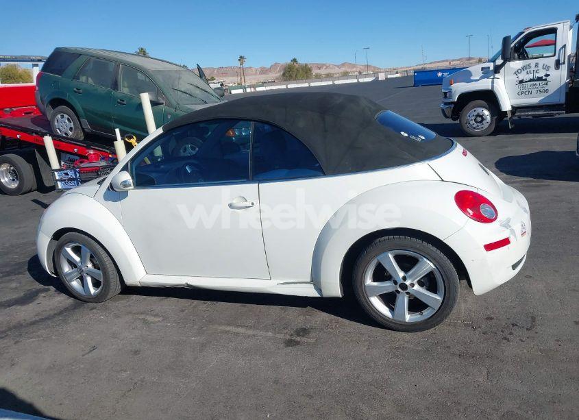 Photo 13 of 2007 Volkswagen New BEETLE TRIPLE WHITE (VIN 3VWFG31Y27M415871)