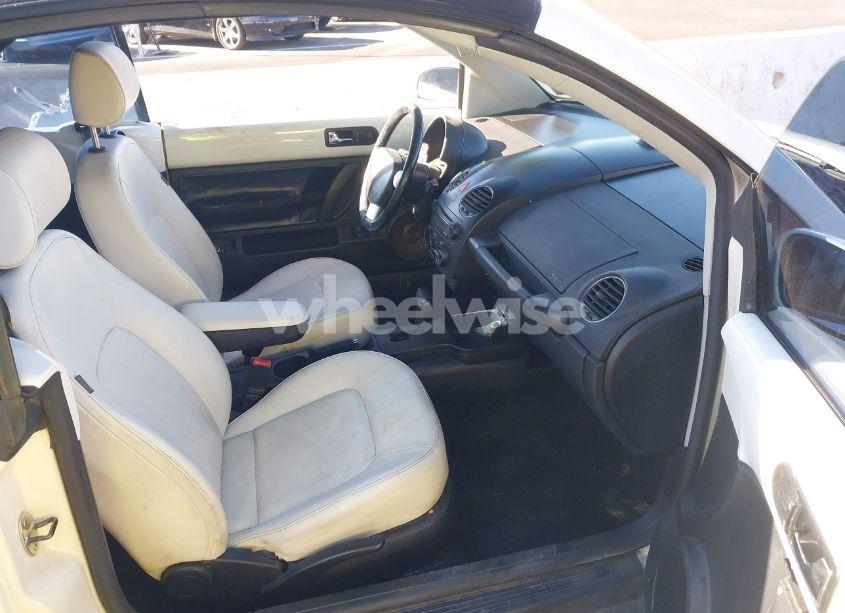 Photo 5 of 2007 Volkswagen New BEETLE TRIPLE WHITE (VIN 3VWFG31Y27M415871)