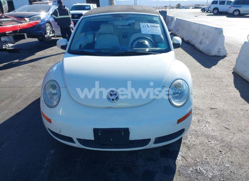 Photo 6 of 2007 Volkswagen New BEETLE TRIPLE WHITE (VIN 3VWFG31Y27M415871)