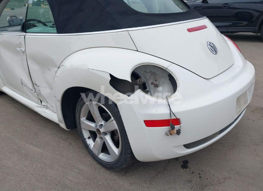 Photo 12 of 2007 Volkswagen New BEETLE TRIPLE WHITE (VIN 3VWFG31Y47M415791)