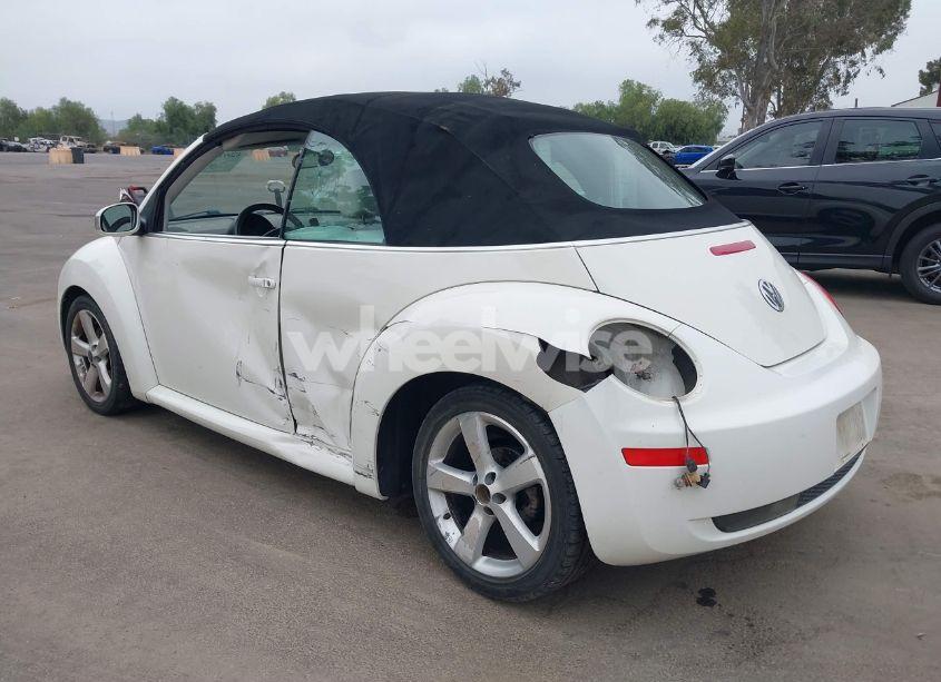 Photo 3 of 2007 Volkswagen New BEETLE TRIPLE WHITE (VIN 3VWFG31Y47M415791)