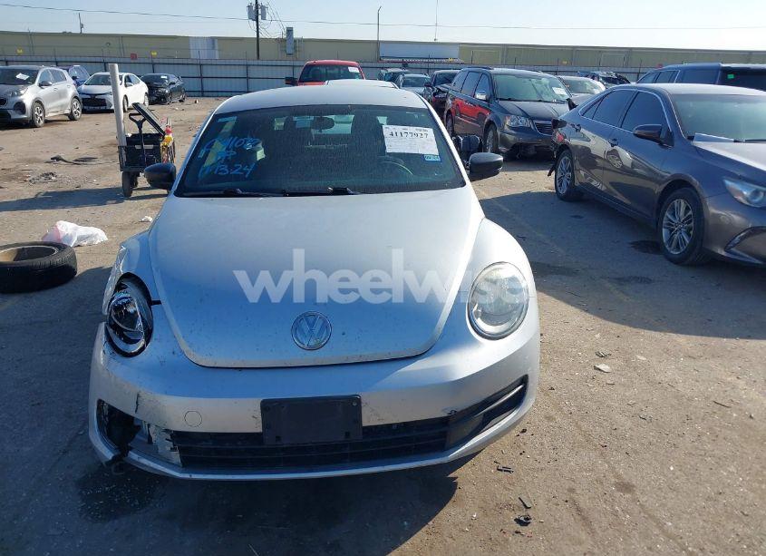 Photo 12 of 2013 Volkswagen Beetle 2.5L ENTRY (VIN 3VWFP7AT2DM638600)