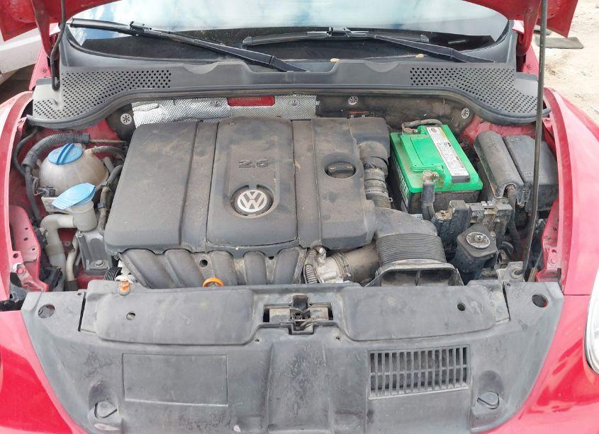 Photo 10 of 2013 Volkswagen Beetle 2.5L ENTRY (VIN 3VWFP7AT4DM631549)