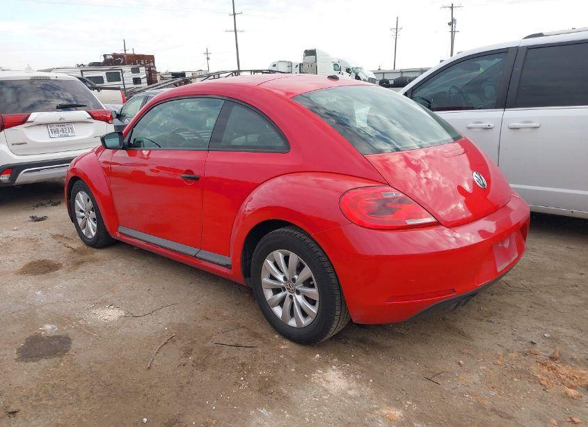 Photo 3 of 2013 Volkswagen Beetle 2.5L ENTRY (VIN 3VWFP7AT4DM631549)