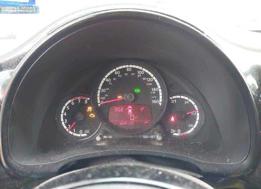 Photo 7 of 2013 Volkswagen Beetle 2.5L ENTRY (VIN 3VWFP7AT4DM631549)