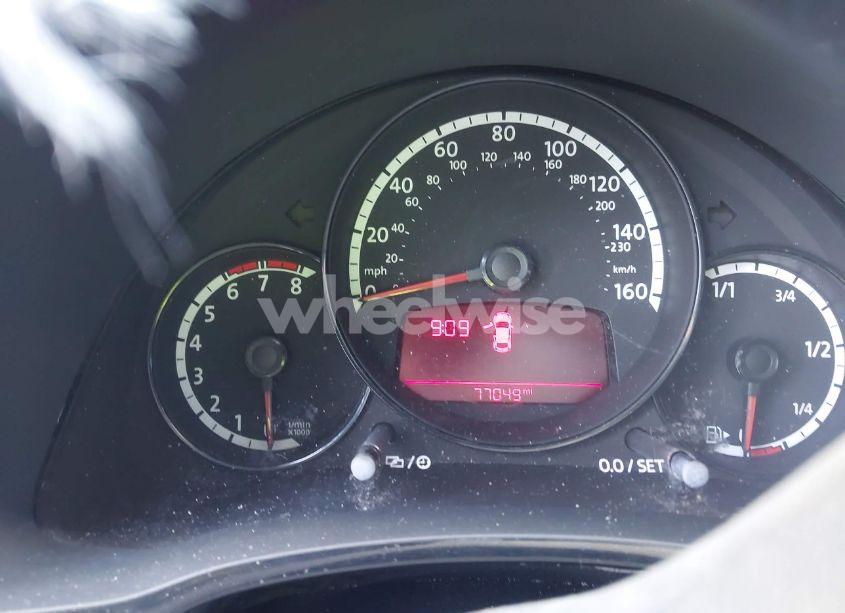 Photo 7 of 2013 Volkswagen Beetle 2.5L ENTRY (VIN 3VWFP7AT4DM639280)