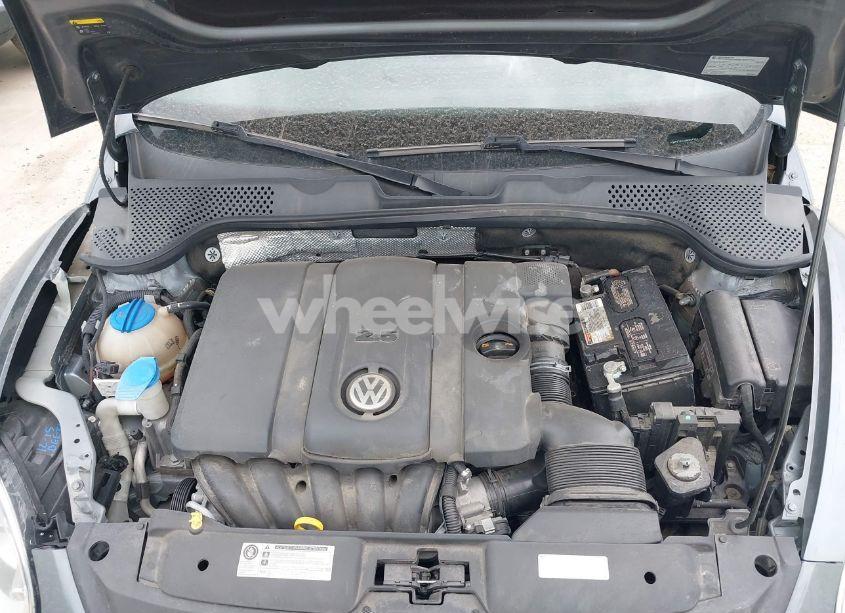 Photo 10 of 2014 Volkswagen Beetle 2.5L ENTRY (VIN 3VWFP7AT4EM624358)