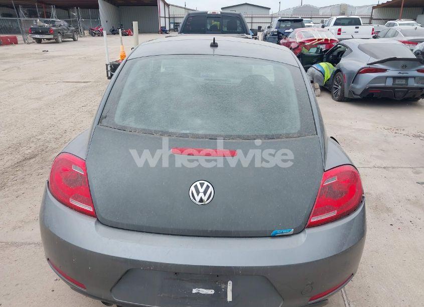 Photo 16 of 2014 Volkswagen Beetle 2.5L ENTRY (VIN 3VWFP7AT4EM624358)