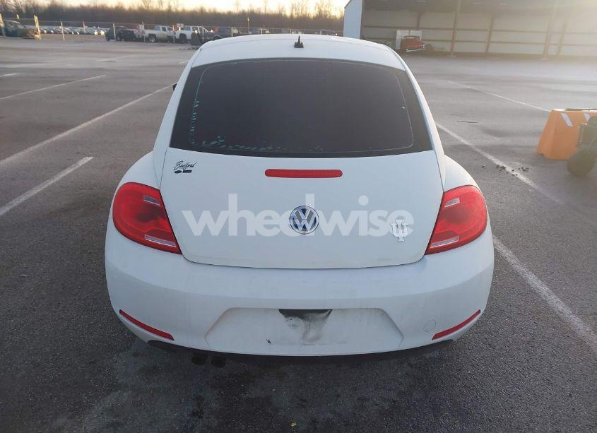 Photo 17 of 2014 Volkswagen Beetle 2.5L ENTRY (VIN 3VWFP7AT4EM627003)