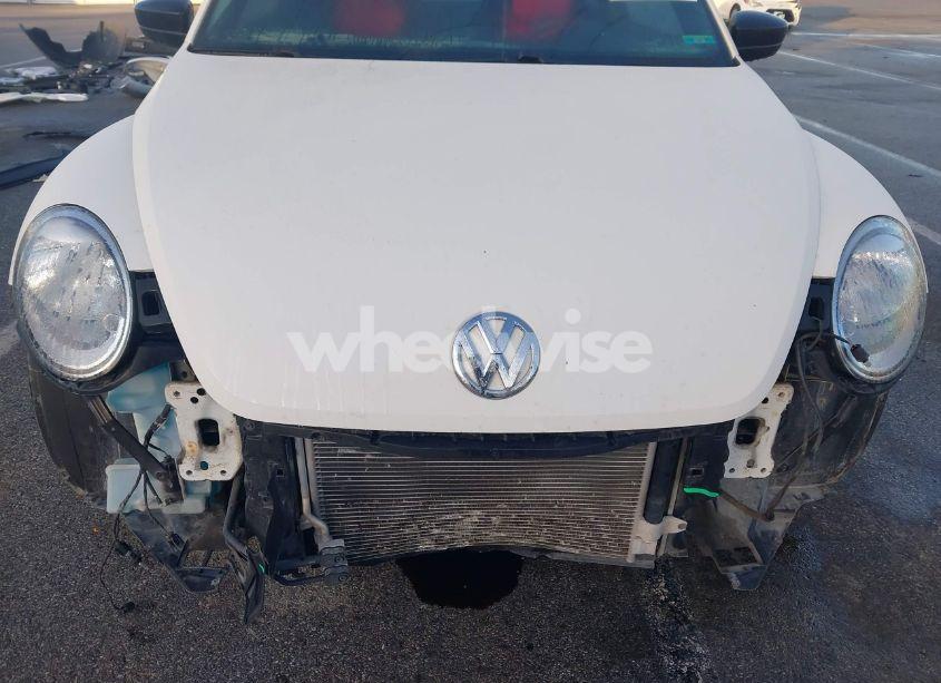 Photo 6 of 2014 Volkswagen Beetle 2.5L ENTRY (VIN 3VWFP7AT4EM627003)