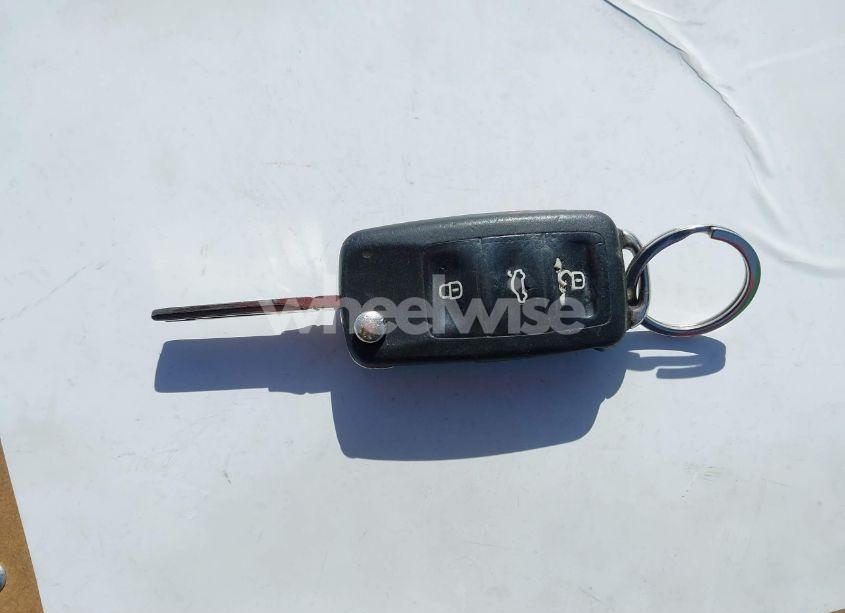 Photo 11 of 2014 Volkswagen Beetle COUPE 2.5L ENTRY (VIN 3VWFP7AT6EM627973)