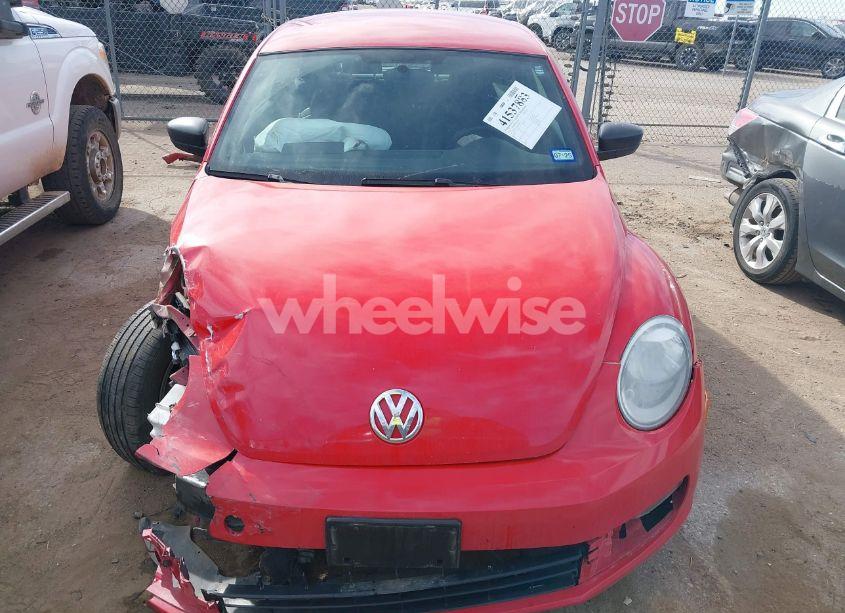 Photo 13 of 2014 Volkswagen Beetle 2.5L ENTRY (VIN 3VWFP7AT7EM627996)