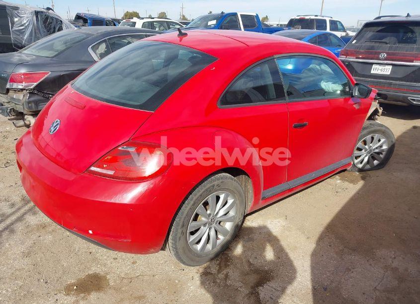 Photo 4 of 2014 Volkswagen Beetle 2.5L ENTRY (VIN 3VWFP7AT7EM627996)