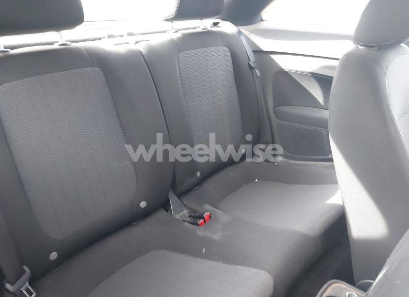 Photo 8 of 2014 Volkswagen Beetle 2.5L ENTRY (VIN 3VWFP7AT7EM627996)