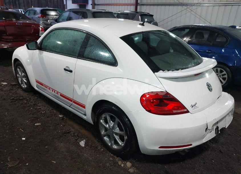 Photo 3 of 2012 Volkswagen Beetle ENTRY (VIN 3VWFP7AT8CM622898)