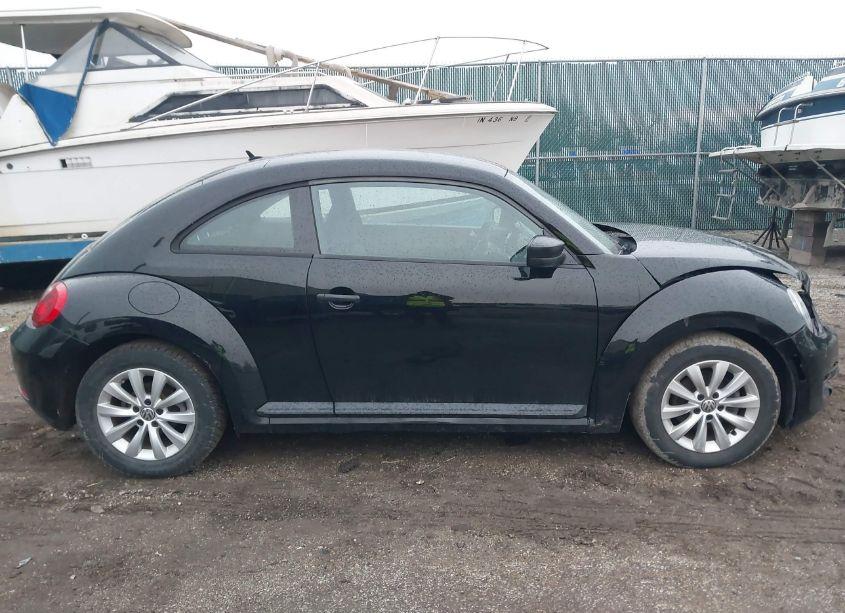 Photo 13 of 2013 Volkswagen Beetle 2.5L ENTRY (VIN 3VWFP7AT8DM691494)