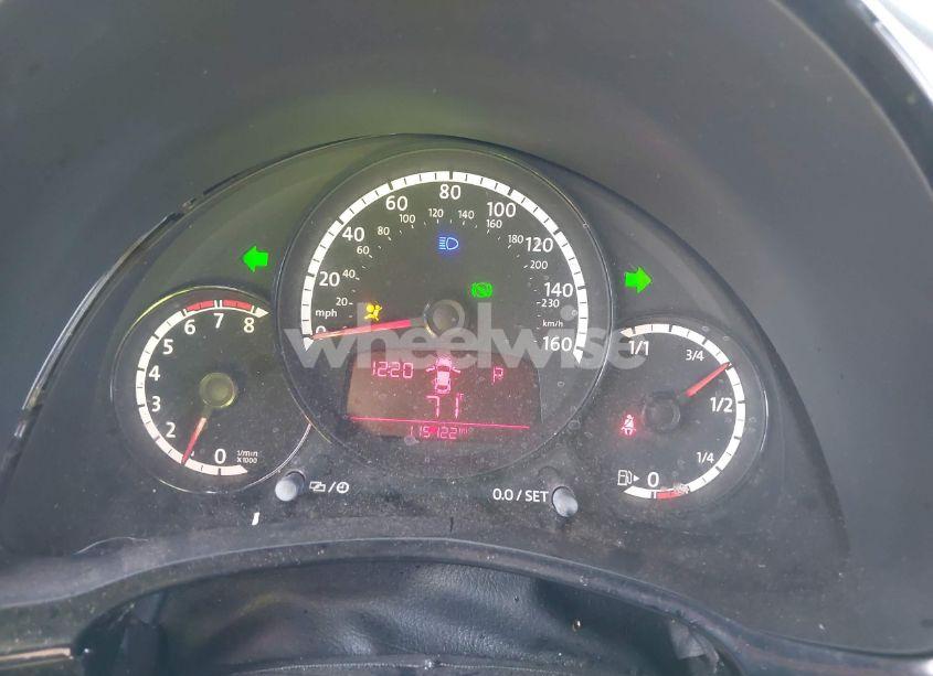 Photo 7 of 2013 Volkswagen Beetle 2.5L ENTRY (VIN 3VWFP7ATXDM626534)