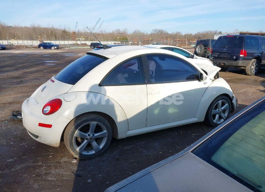 Photo 13 of 2008 Volkswagen New BEETLE BLACK TIE EDITION/TRIPLE WHITE (VIN 3VWFW31C88M515319)