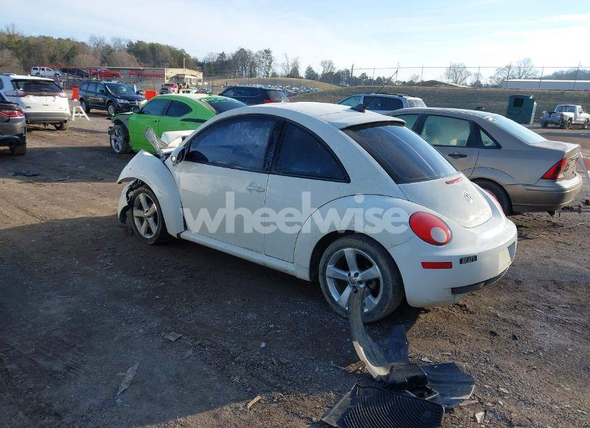 Photo 3 of 2008 Volkswagen New BEETLE BLACK TIE EDITION/TRIPLE WHITE (VIN 3VWFW31C88M515319)