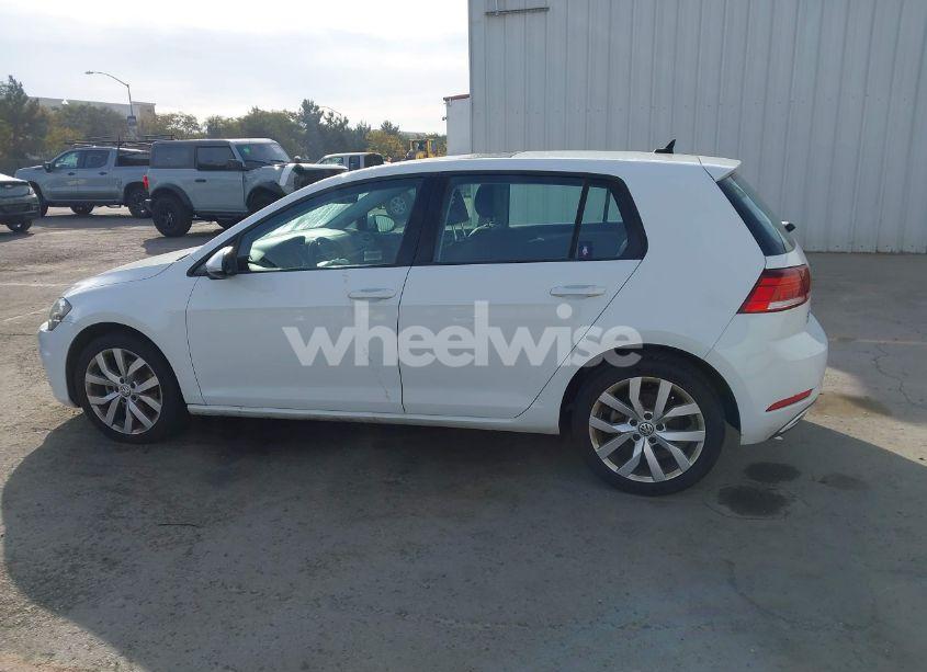 Photo 14 of 2019 Volkswagen Golf 1.4T S/1.4T SE (VIN 3VWG57AU0KM032812)