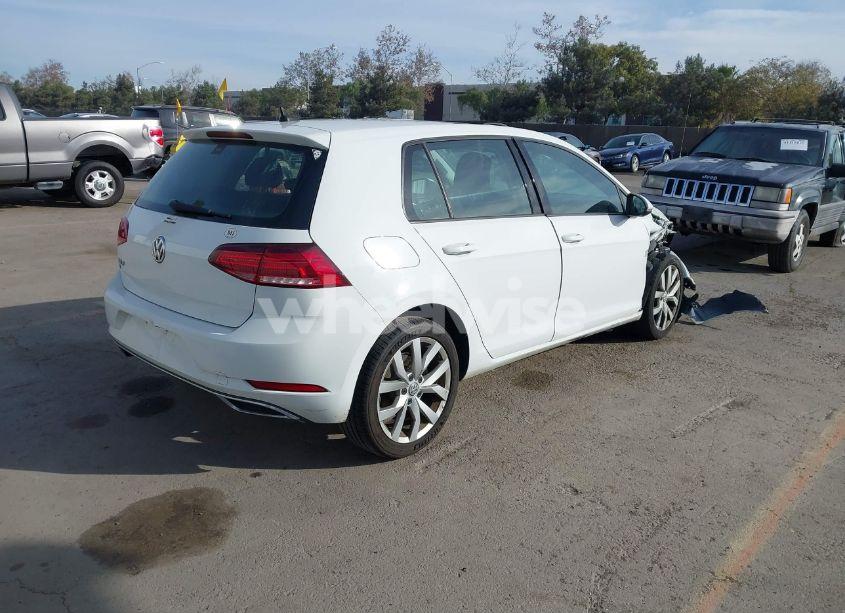 Photo 4 of 2019 Volkswagen Golf 1.4T S/1.4T SE (VIN 3VWG57AU0KM032812)