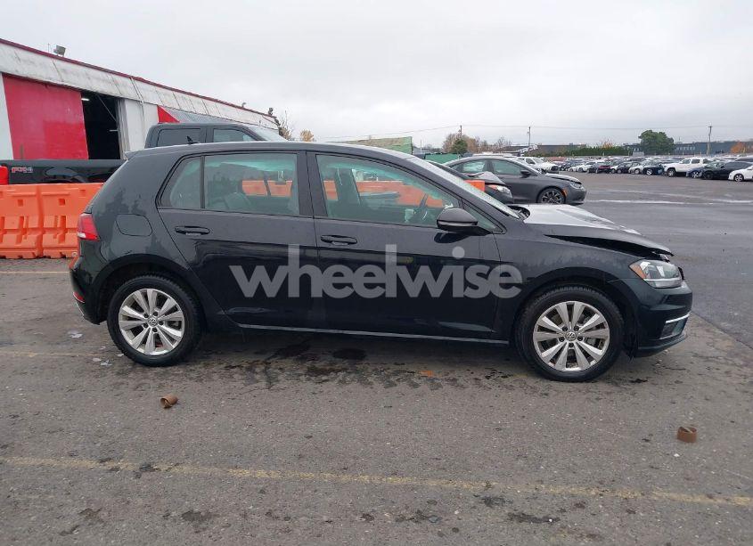 Photo 13 of 2019 Volkswagen Golf 1.4T S/1.4T SE (VIN 3VWG57AU1KM034469)