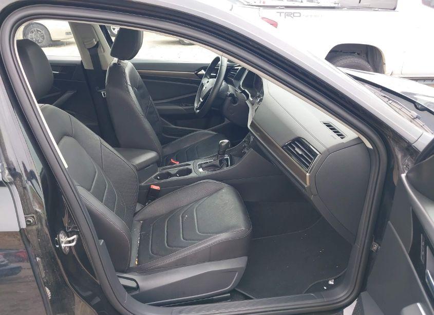 Photo 5 of 2020 Volkswagen Jetta 1.4T SEL PREMIUM (VIN 3VWG57BU1LM078374)