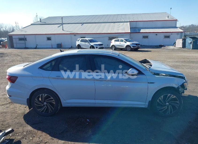 Photo 13 of 2019 Volkswagen Jetta 1.4T SEL PREMIUM (VIN 3VWG57BU2KM052428)