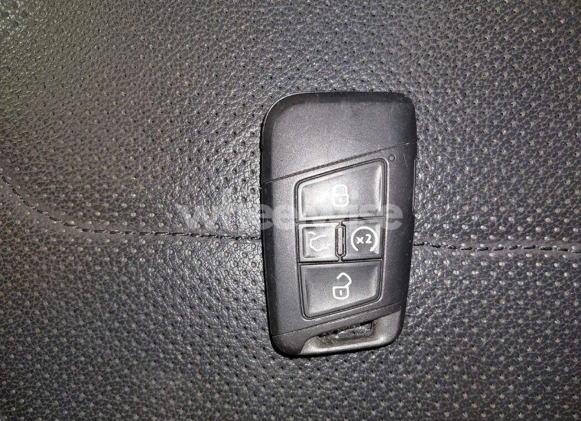 Photo 11 of 2019 Volkswagen Jetta 1.4T SEL PREMIUM (VIN 3VWG57BU4KM218920)