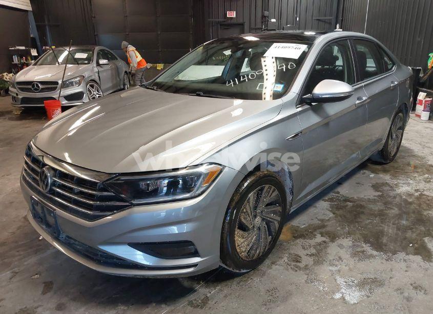 Photo 2 of 2019 Volkswagen Jetta 1.4T SEL PREMIUM (VIN 3VWG57BU4KM218920)