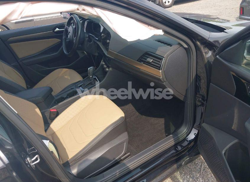 Photo 5 of 2019 Volkswagen Jetta 1.4T SEL PREMIUM (VIN 3VWG57BU6KM051606)