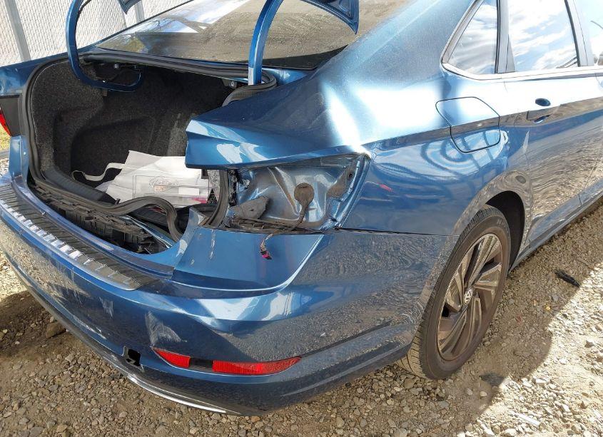 Photo 18 of 2019 Volkswagen Jetta 1.4T SEL PREMIUM (VIN 3VWG57BU7KM163444)