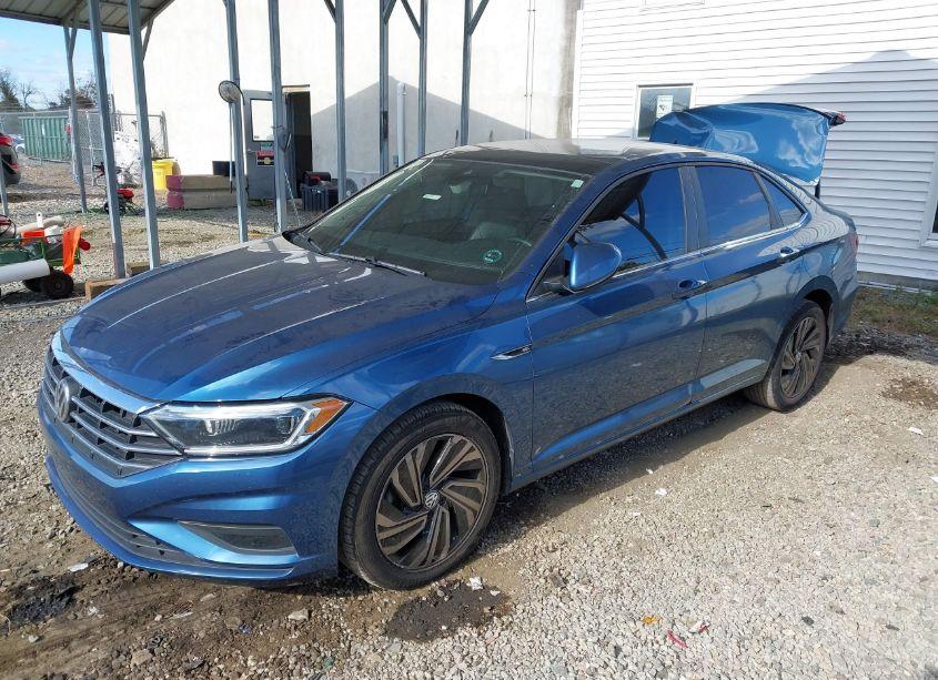 Photo 2 of 2019 Volkswagen Jetta 1.4T SEL PREMIUM (VIN 3VWG57BU7KM163444)