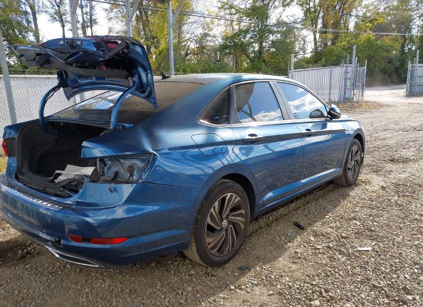 Photo 4 of 2019 Volkswagen Jetta 1.4T SEL PREMIUM (VIN 3VWG57BU7KM163444)