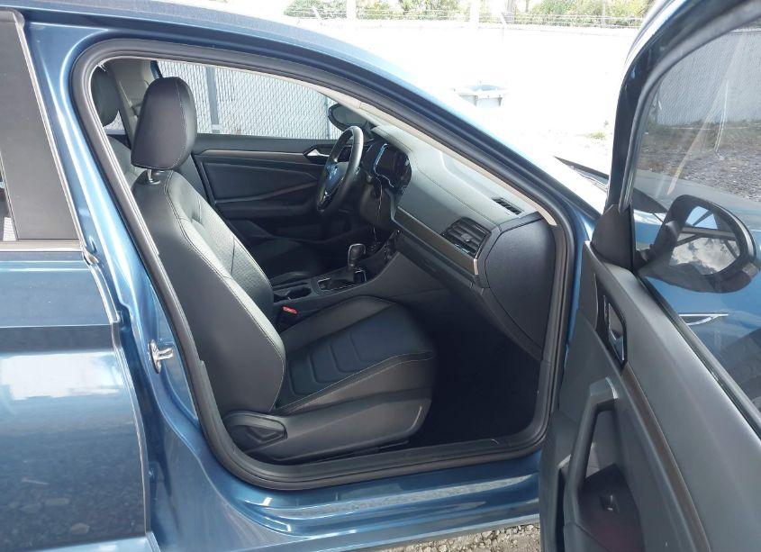 Photo 5 of 2019 Volkswagen Jetta 1.4T SEL PREMIUM (VIN 3VWG57BU7KM163444)