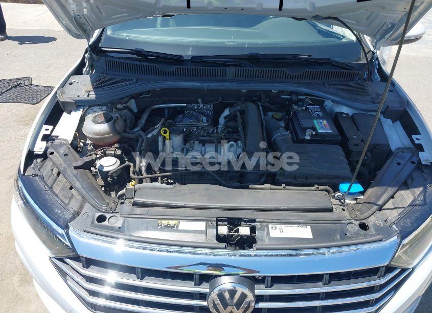 Photo 10 of 2019 Volkswagen Jetta SEL PREMIUM (VIN 3VWG57BU8KM040476)