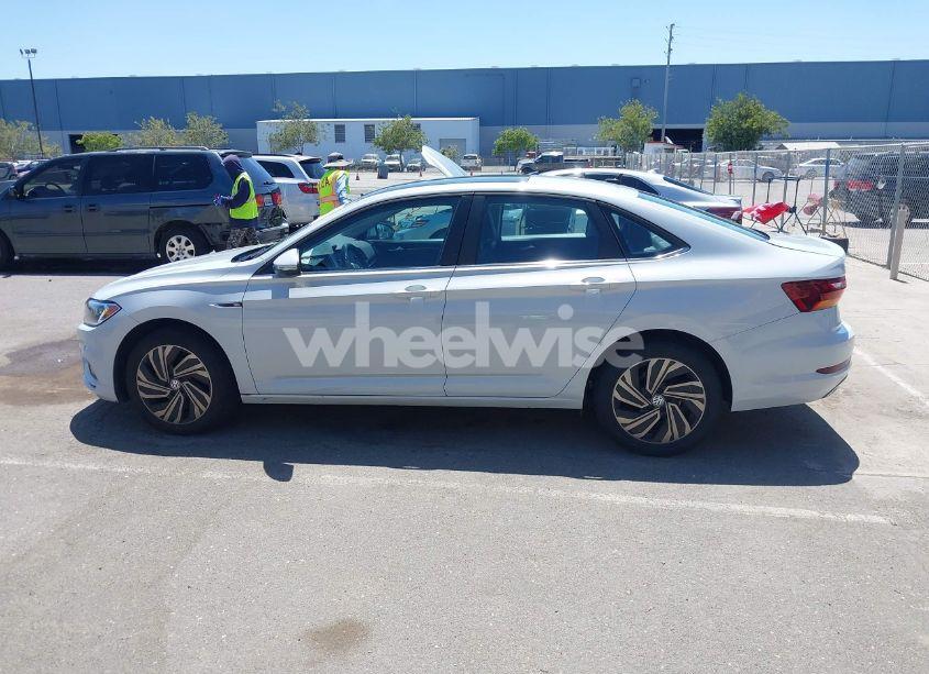 Photo 14 of 2019 Volkswagen Jetta SEL PREMIUM (VIN 3VWG57BU8KM040476)