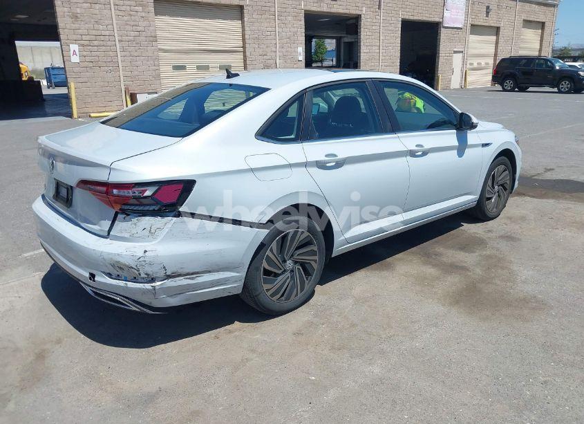 Photo 6 of 2019 Volkswagen Jetta SEL PREMIUM (VIN 3VWG57BU8KM040476)