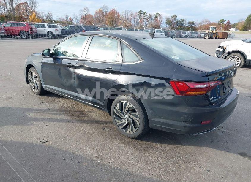 Photo 3 of 2019 Volkswagen Jetta 1.4T SEL PREMIUM (VIN 3VWG57BU9KM087516)