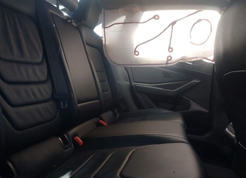 Photo 8 of 2019 Volkswagen Jetta 1.4T SEL PREMIUM (VIN 3VWG57BUXKM176835)