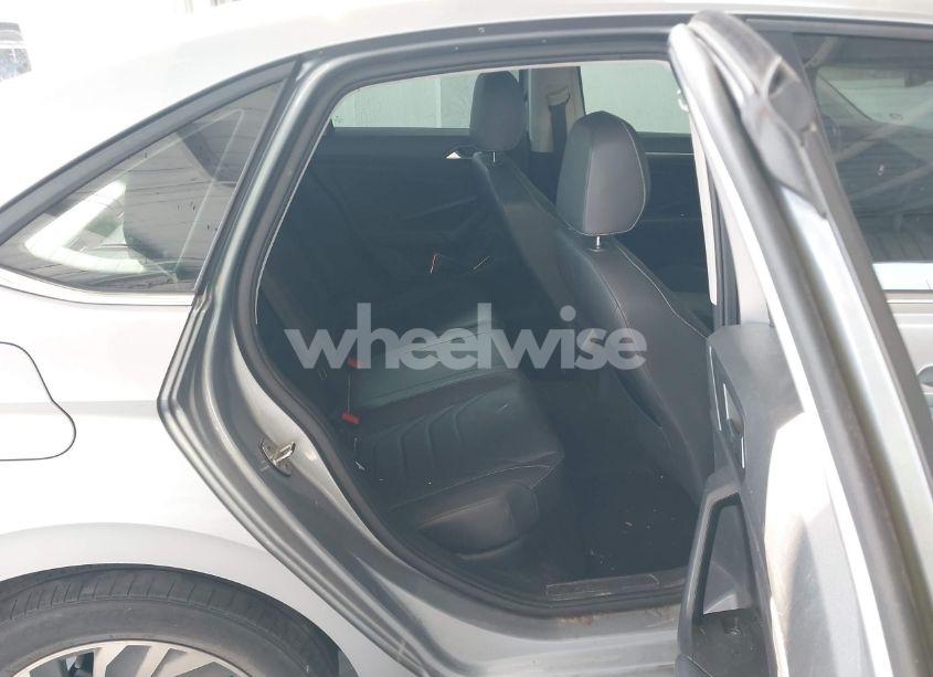 Photo 8 of 2019 Volkswagen Jetta 1.4T SEL PREMIUM (VIN 3VWG57BUXKM219442)