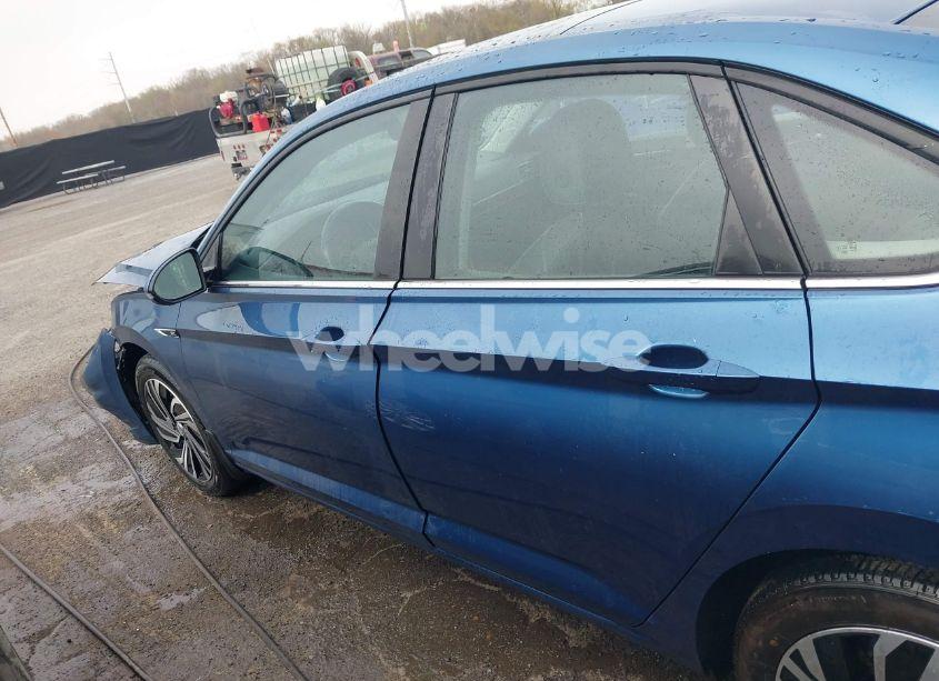 Photo 14 of 2020 Volkswagen Jetta 1.4T SEL PREMIUM (VIN 3VWGB7BU5LM062686)