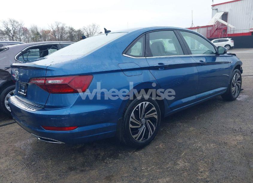 Photo 4 of 2020 Volkswagen Jetta 1.4T SEL PREMIUM (VIN 3VWGB7BU5LM062686)