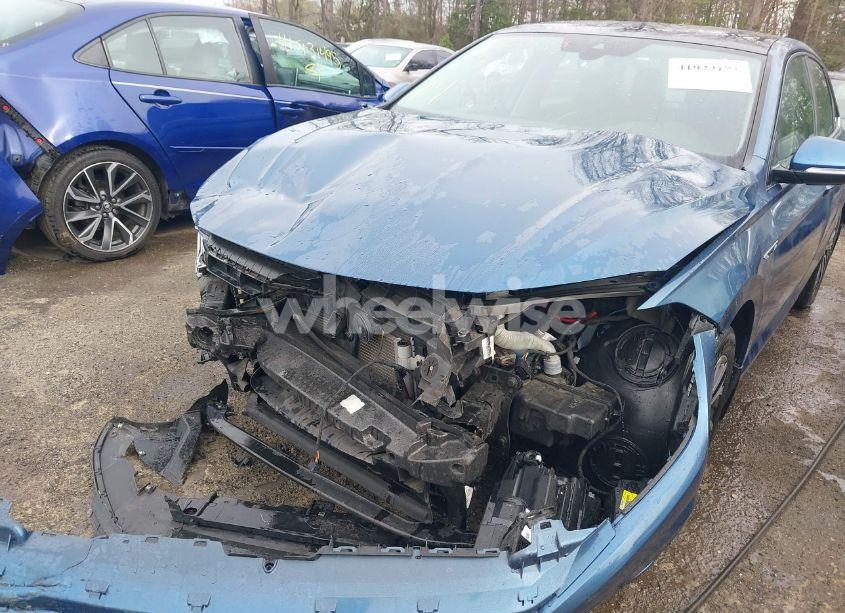 Photo 6 of 2020 Volkswagen Jetta 1.4T SEL PREMIUM (VIN 3VWGB7BU5LM062686)