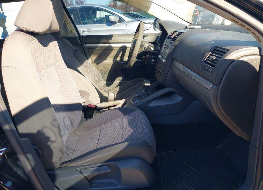 Photo 5 of 2007 Volkswagen Jetta (VIN 3VWGG71K27M124083)