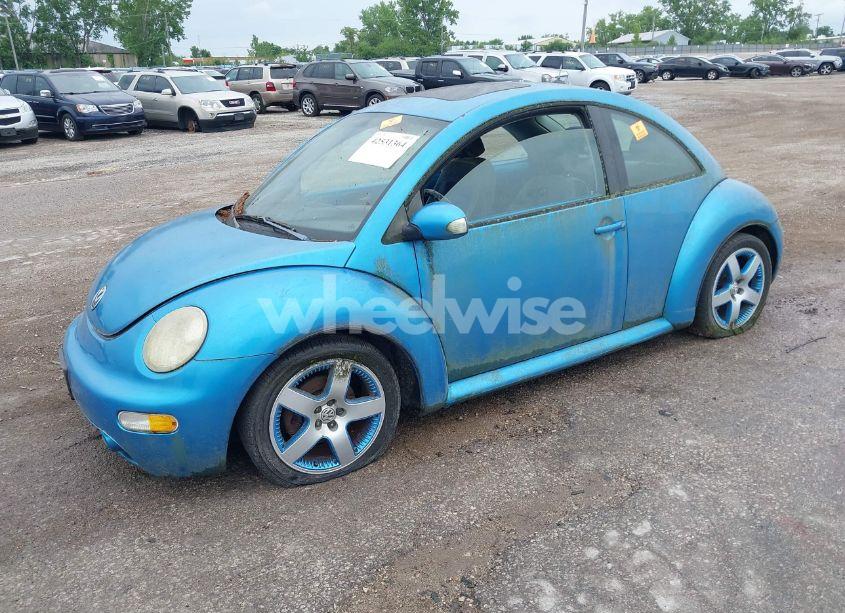 Photo 2 of 2004 Volkswagen New BEETLE COUPE (VIN 3VWGK31C74M421197)