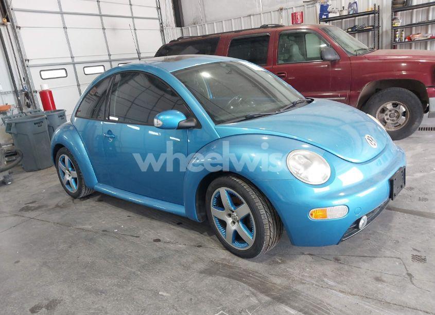 2004 Volkswagen New BEETLE COUPE (VIN 3VWGK31C94M422268) main photo