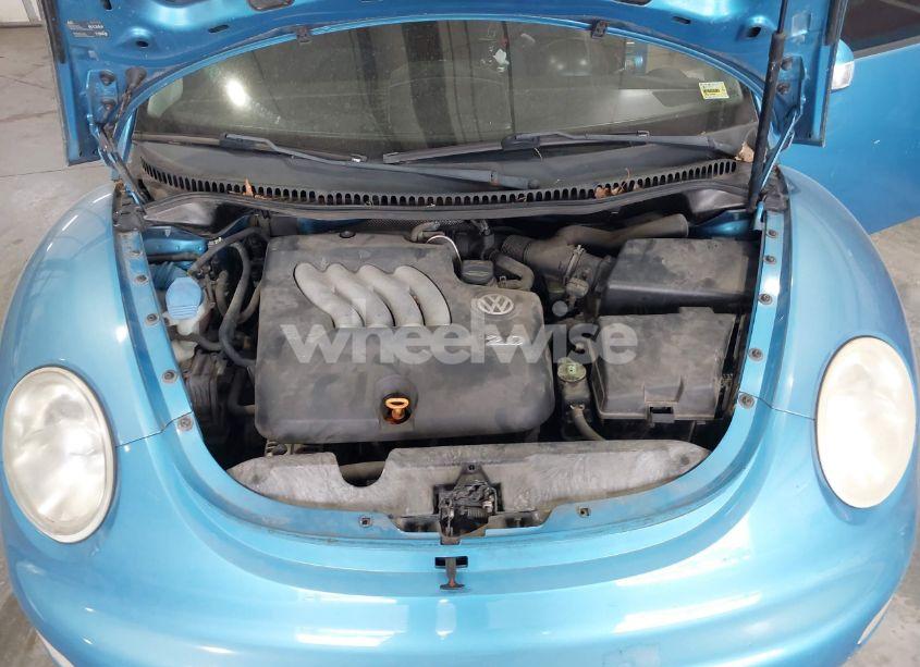 Photo 10 of 2004 Volkswagen New BEETLE COUPE (VIN 3VWGK31C94M422268)