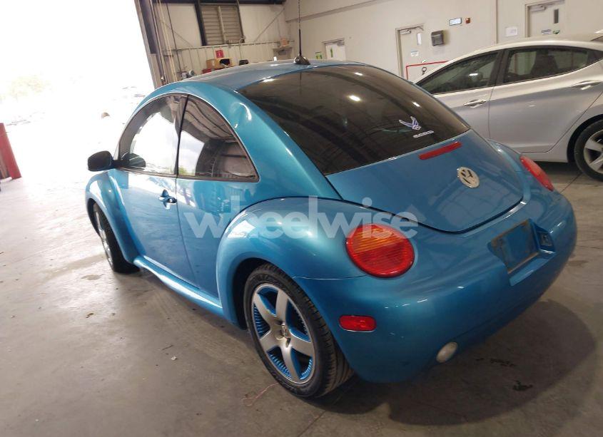Photo 3 of 2004 Volkswagen New BEETLE COUPE (VIN 3VWGK31C94M422268)